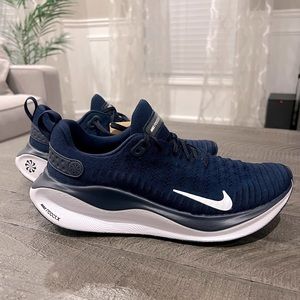 NWT - Nike Reactx Infinity Run 4